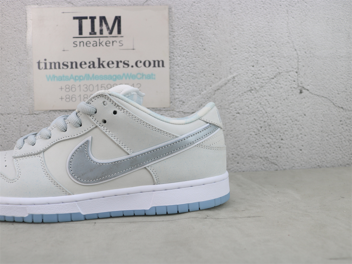 M Batch Concepts x Nike SB Dunk Low White Lobster FD8776 100